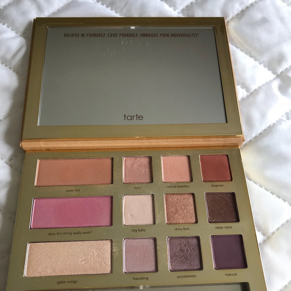 Tarte Grav3yard Girl Swamp Queen Palette